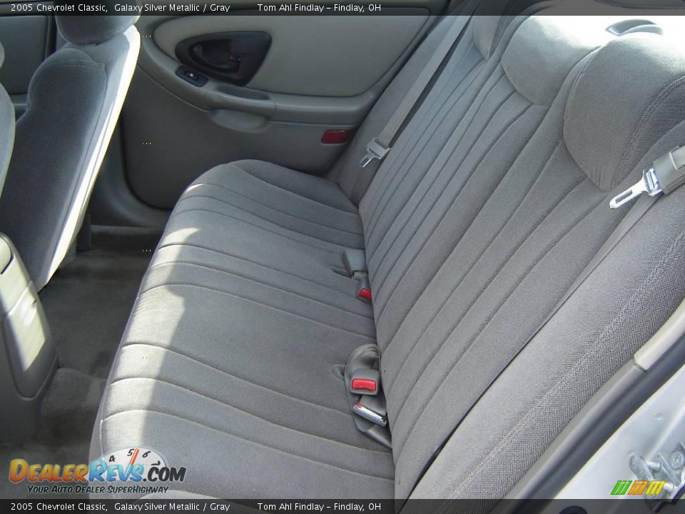 2005 Chevrolet Classic Galaxy Silver Metallic / Gray Photo #8