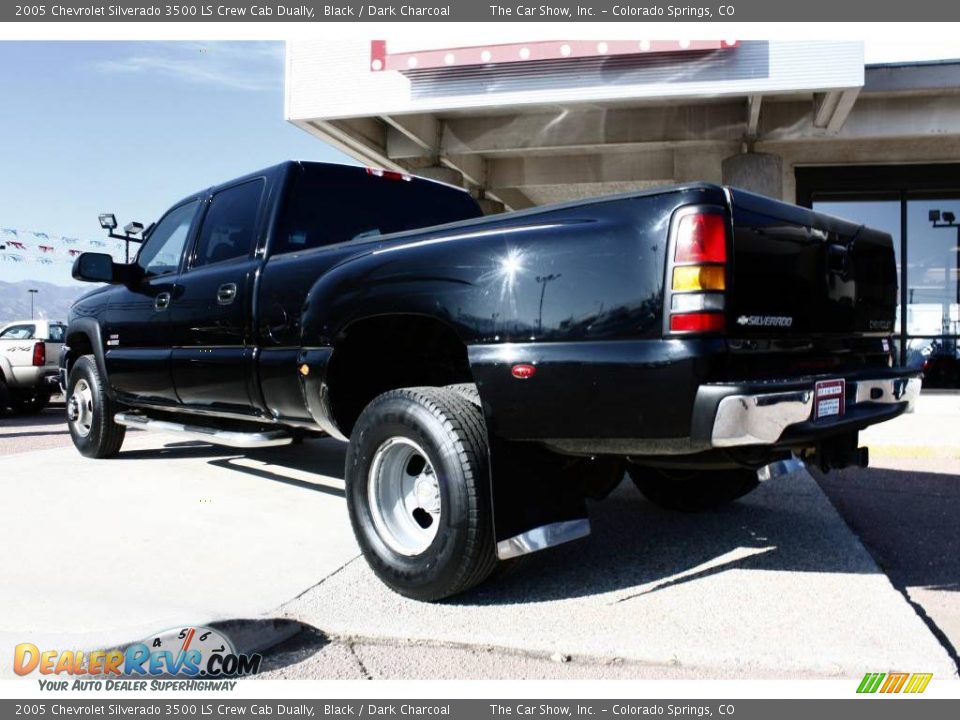 2005 Chevrolet Silverado 3500 LS Crew Cab Dually Black / Dark Charcoal Photo #4
