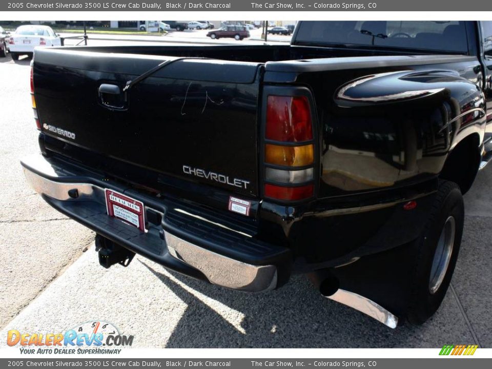 2005 Chevrolet Silverado 3500 LS Crew Cab Dually Black / Dark Charcoal Photo #16