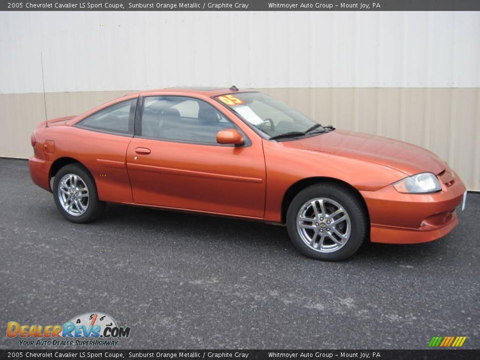 2005 Chevrolet Cavalier LS Sport Coupe Sunburst Orange Metallic / Graphite Gray Photo #1