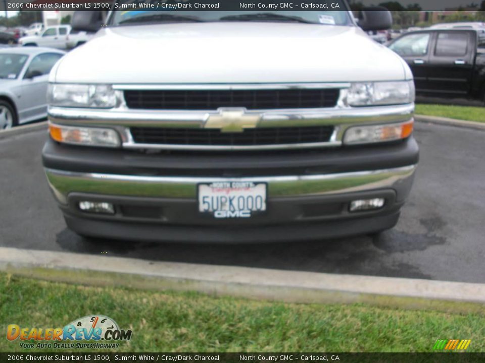 2006 Chevrolet Suburban LS 1500 Summit White / Gray/Dark Charcoal Photo #7