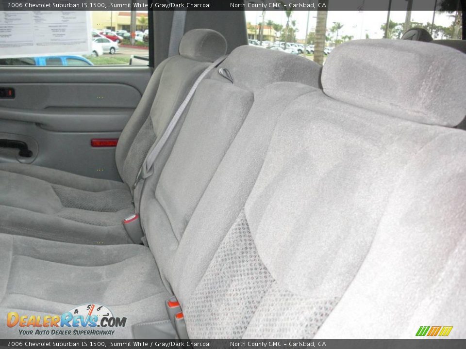 2006 Chevrolet Suburban LS 1500 Summit White / Gray/Dark Charcoal Photo #28