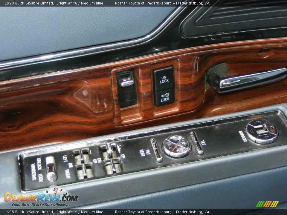 1998 Buick LeSabre Limited Bright White / Medium Blue Photo #15