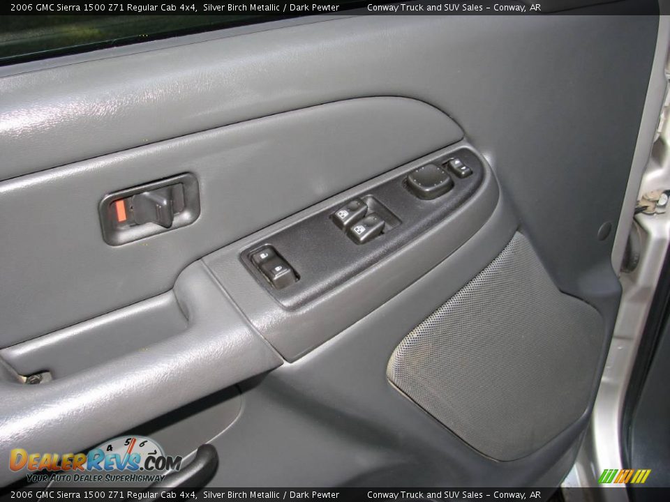 2006 GMC Sierra 1500 Z71 Regular Cab 4x4 Silver Birch Metallic / Dark Pewter Photo #16