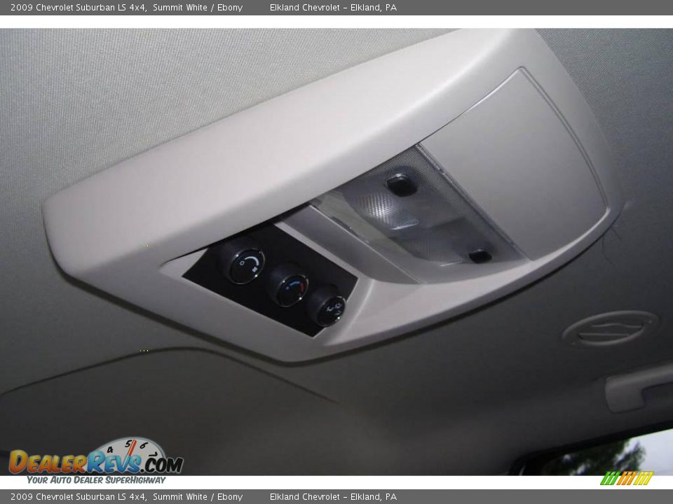2009 Chevrolet Suburban LS 4x4 Summit White / Ebony Photo #17