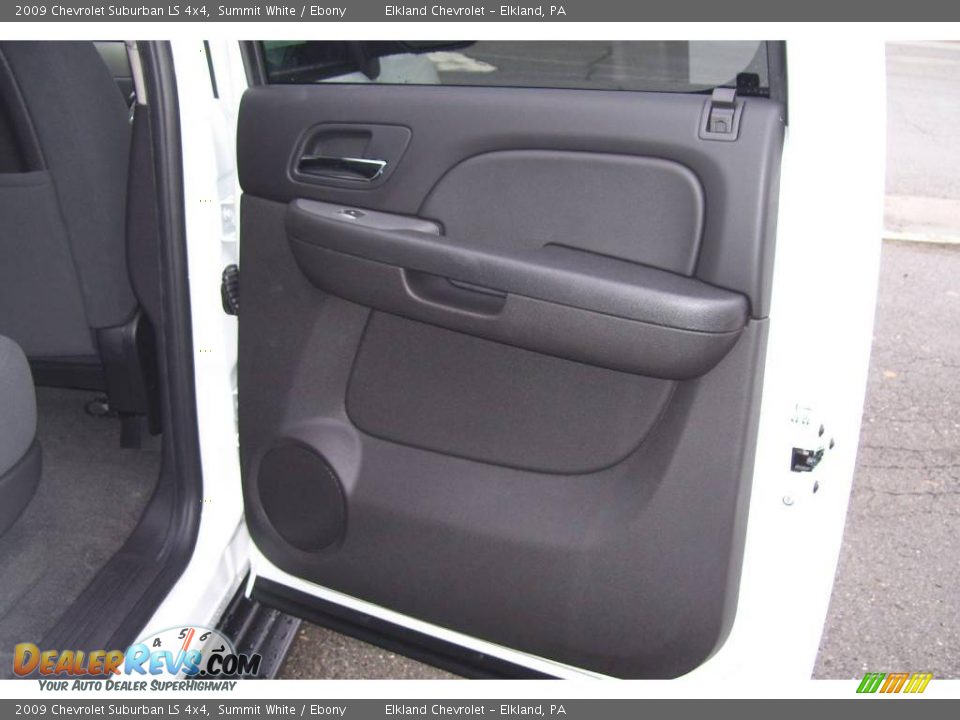 2009 Chevrolet Suburban LS 4x4 Summit White / Ebony Photo #18
