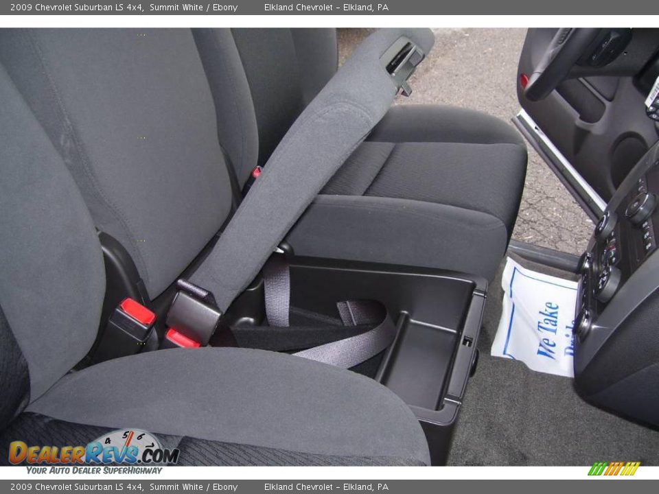 2009 Chevrolet Suburban LS 4x4 Summit White / Ebony Photo #24