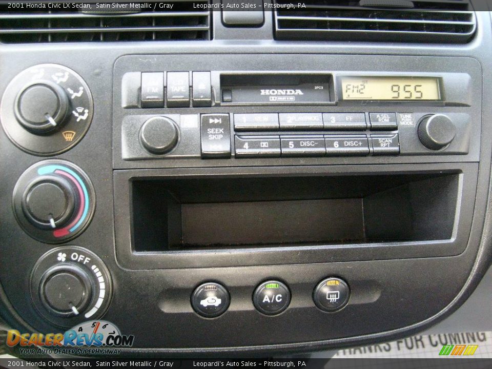 2001 Honda Civic LX Sedan Satin Silver Metallic / Gray Photo #14