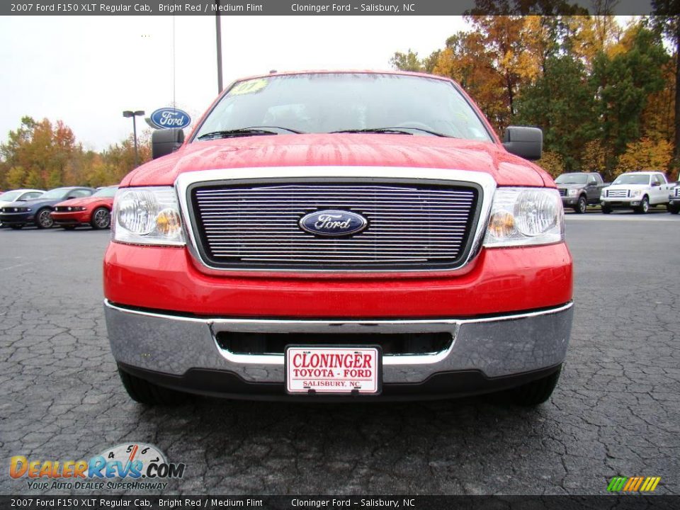 2007 Ford F150 XLT Regular Cab Bright Red / Medium Flint Photo #7