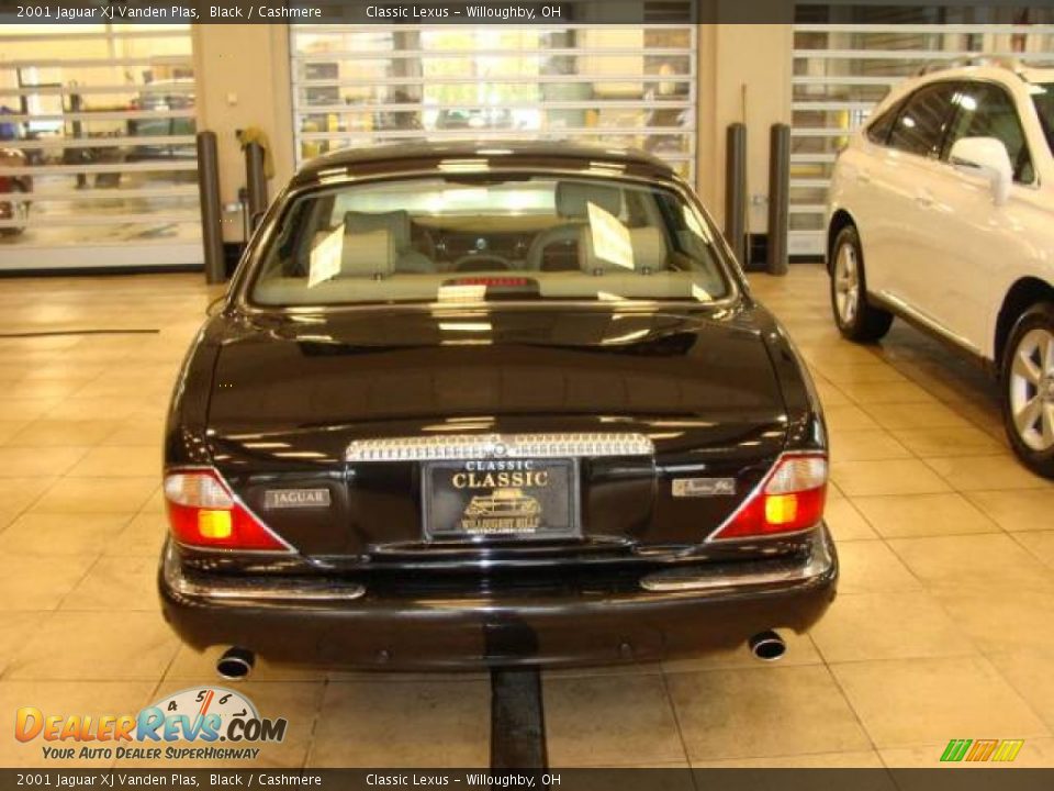2001 Jaguar XJ Vanden Plas Black / Cashmere Photo #4