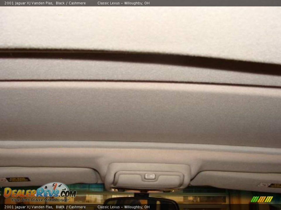 2001 Jaguar XJ Vanden Plas Black / Cashmere Photo #20