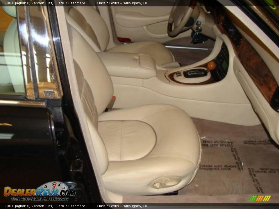 2001 Jaguar XJ Vanden Plas Black / Cashmere Photo #22