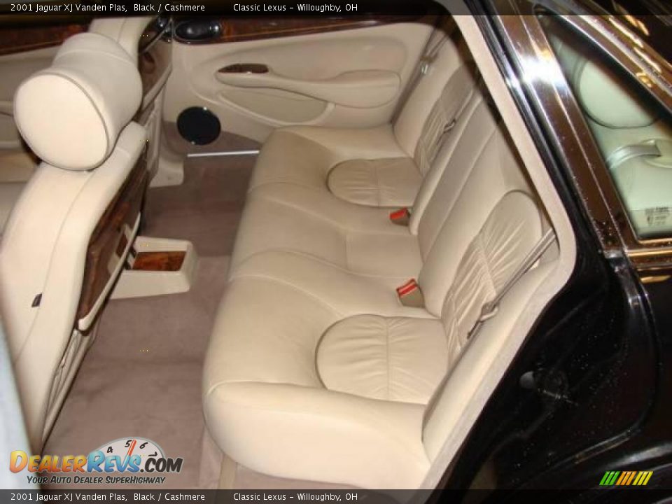 2001 Jaguar XJ Vanden Plas Black / Cashmere Photo #24