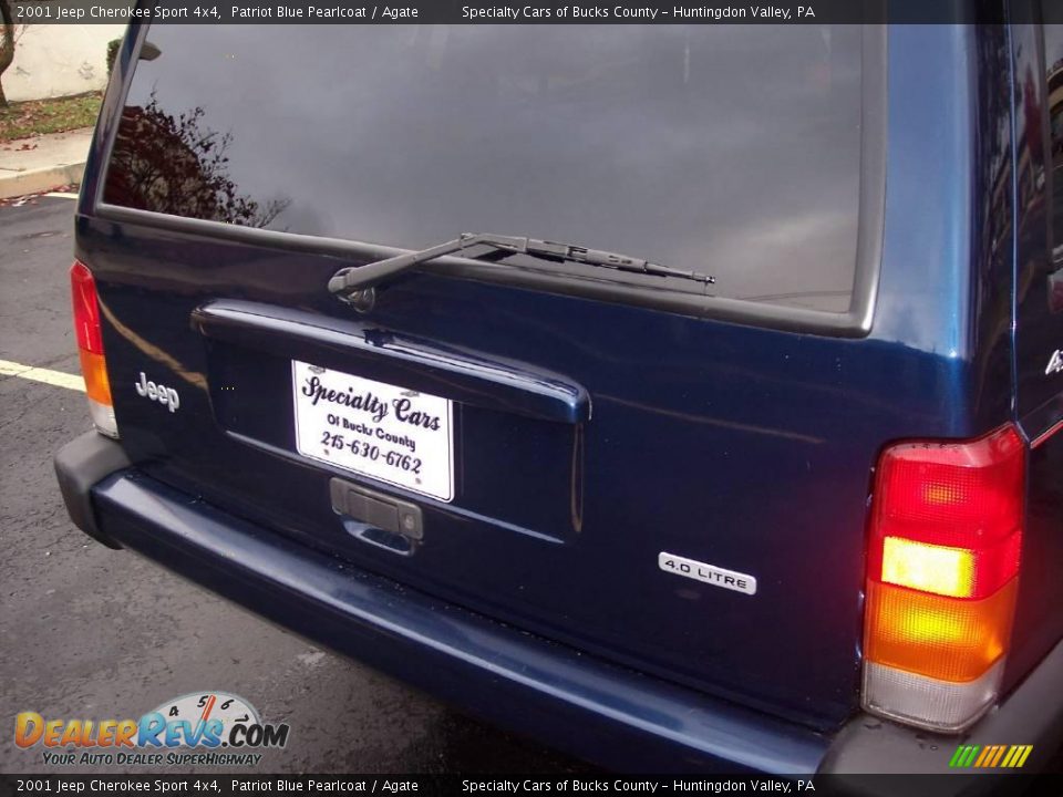 2001 Jeep Cherokee Sport 4x4 Patriot Blue Pearlcoat / Agate Photo #14