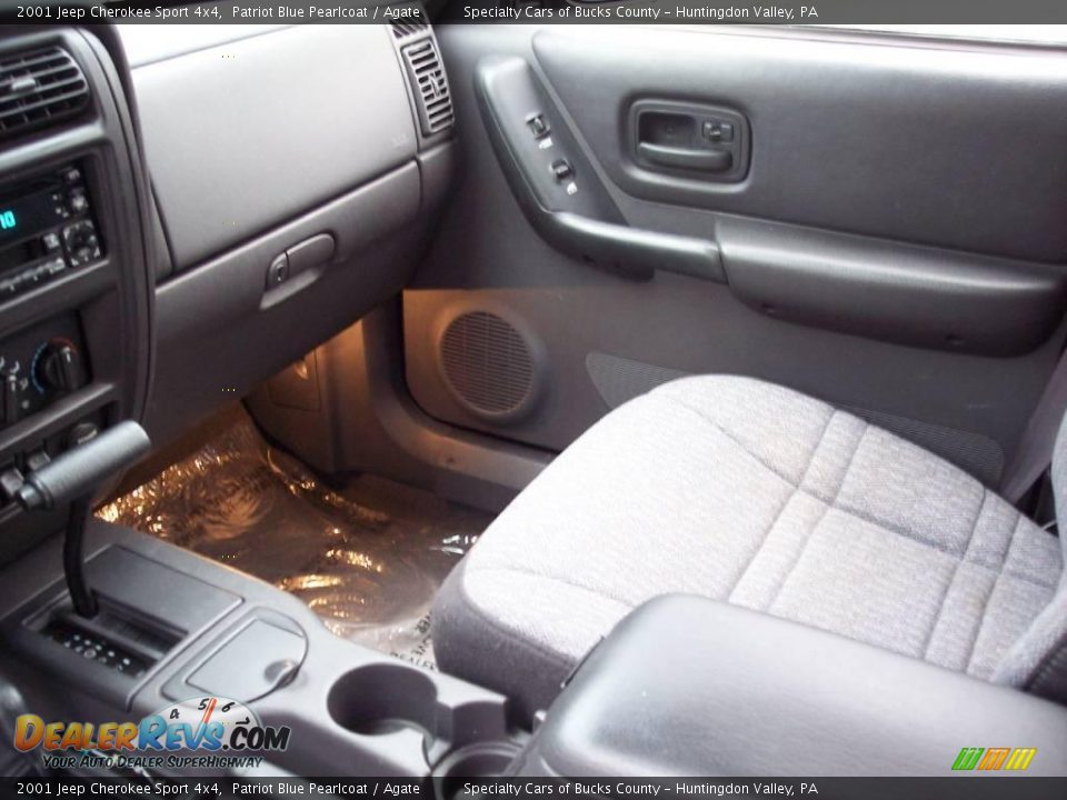 2001 Jeep Cherokee Sport 4x4 Patriot Blue Pearlcoat / Agate Photo #24