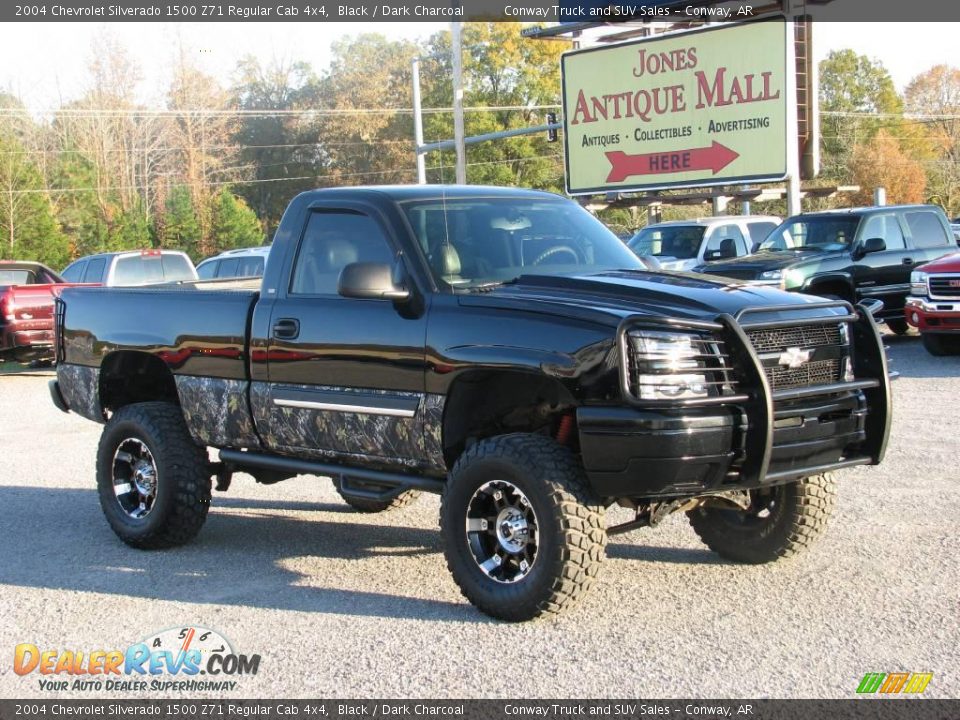 2004 Chevrolet Silverado 1500 Z71 Regular Cab 4x4 Black / Dark Charcoal Photo #4