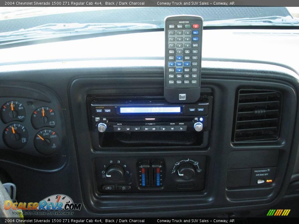 2004 Chevrolet Silverado 1500 Z71 Regular Cab 4x4 Black / Dark Charcoal Photo #15