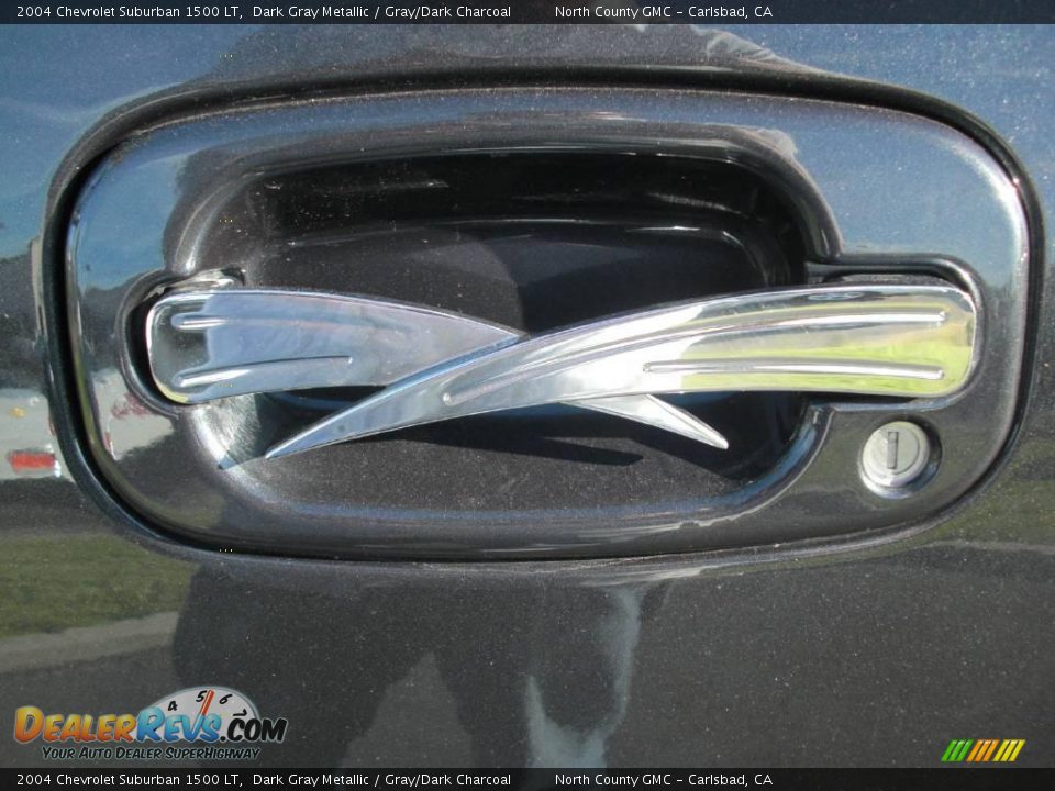 2004 Chevrolet Suburban 1500 LT Dark Gray Metallic / Gray/Dark Charcoal Photo #12