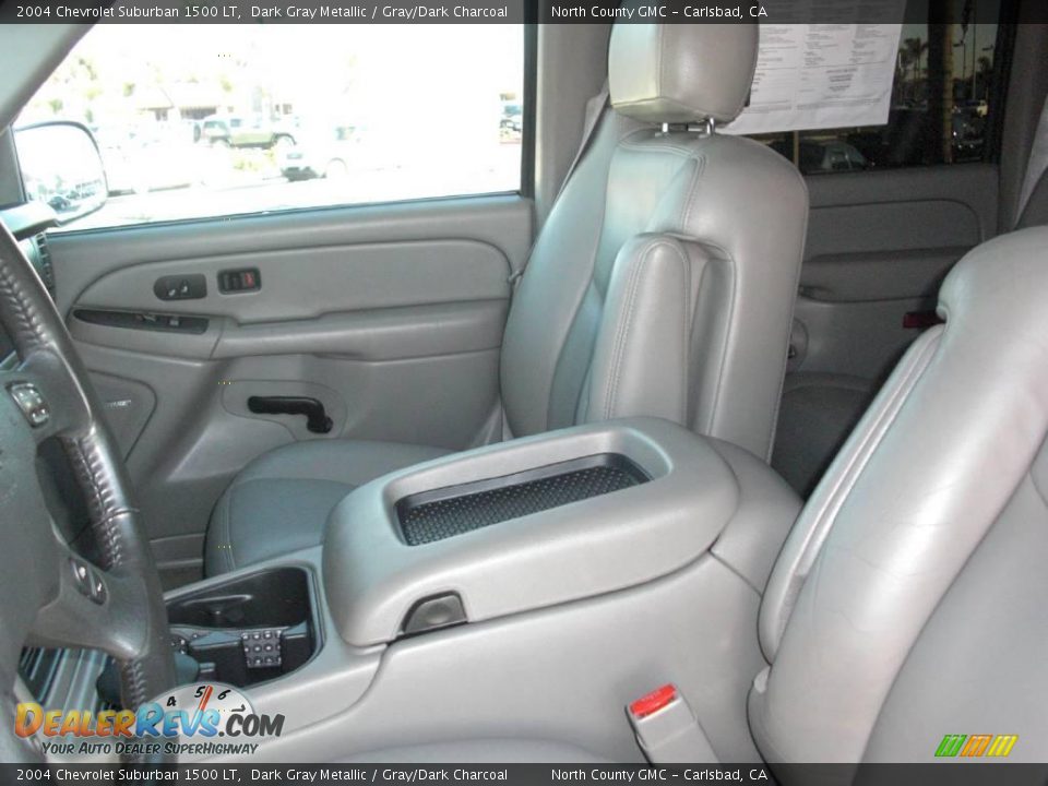 2004 Chevrolet Suburban 1500 LT Dark Gray Metallic / Gray/Dark Charcoal Photo #29