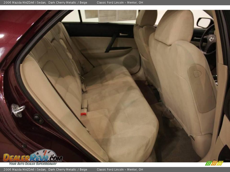 2006 Mazda MAZDA6 i Sedan Dark Cherry Metallic / Beige Photo #15