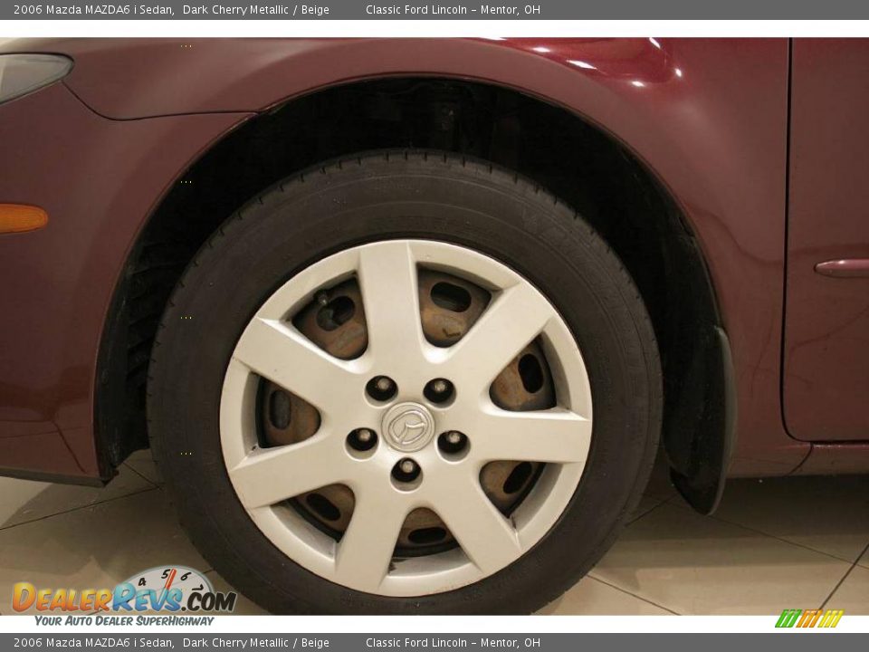 2006 Mazda MAZDA6 i Sedan Dark Cherry Metallic / Beige Photo #20