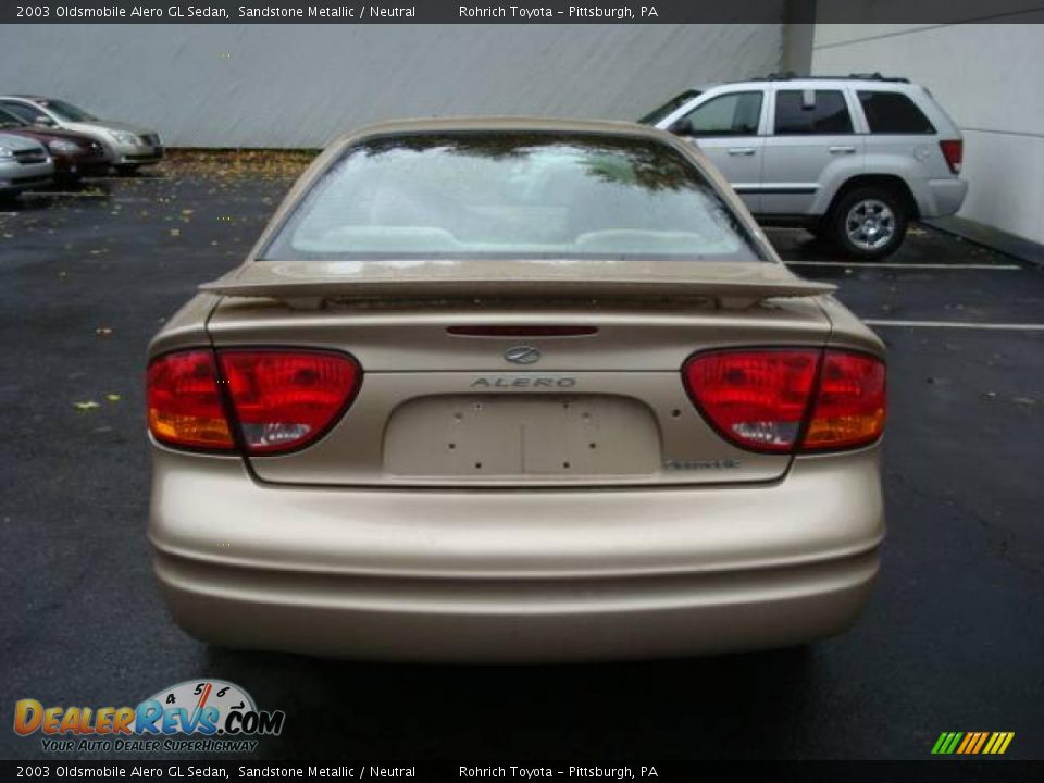 2003 Oldsmobile Alero GL Sedan Sandstone Metallic / Neutral Photo #3