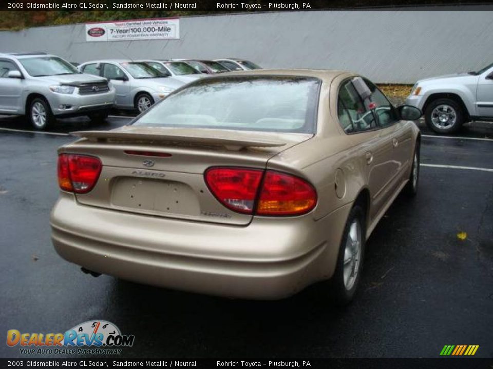2003 Oldsmobile Alero GL Sedan Sandstone Metallic / Neutral Photo #4