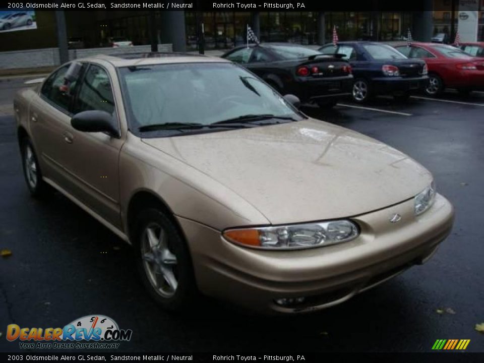 2003 Oldsmobile Alero GL Sedan Sandstone Metallic / Neutral Photo #6