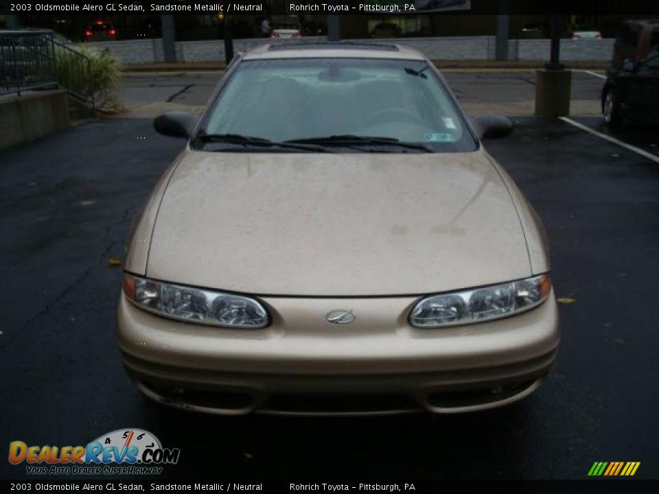 2003 Oldsmobile Alero GL Sedan Sandstone Metallic / Neutral Photo #7