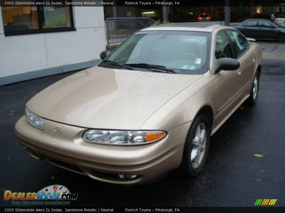 2003 Oldsmobile Alero GL Sedan Sandstone Metallic / Neutral Photo #8