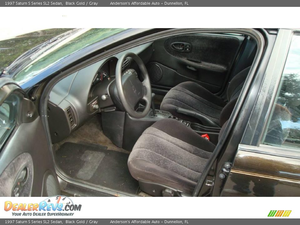 1997 Saturn S Series SL2 Sedan Black Gold / Gray Photo #12