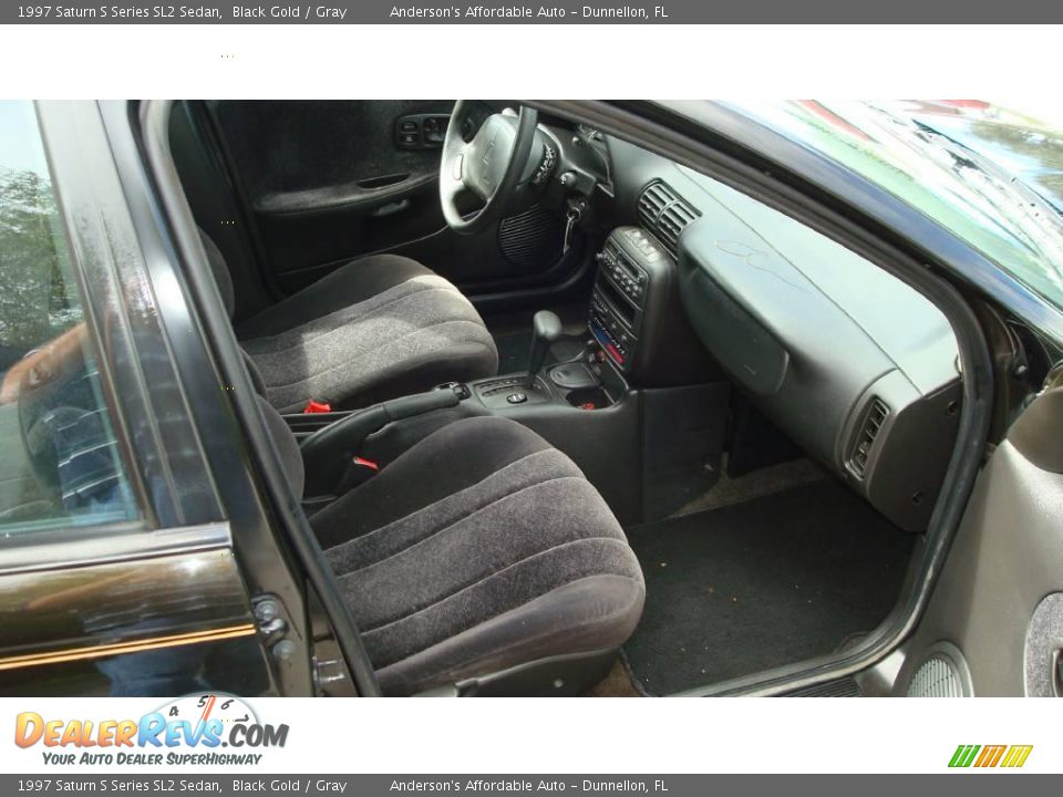 1997 Saturn S Series SL2 Sedan Black Gold / Gray Photo #22