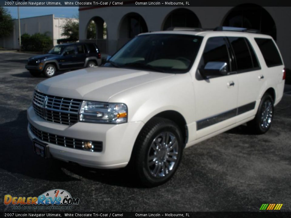 2007 Lincoln Navigator Ultimate White Chocolate Tri-Coat / Camel Photo #3
