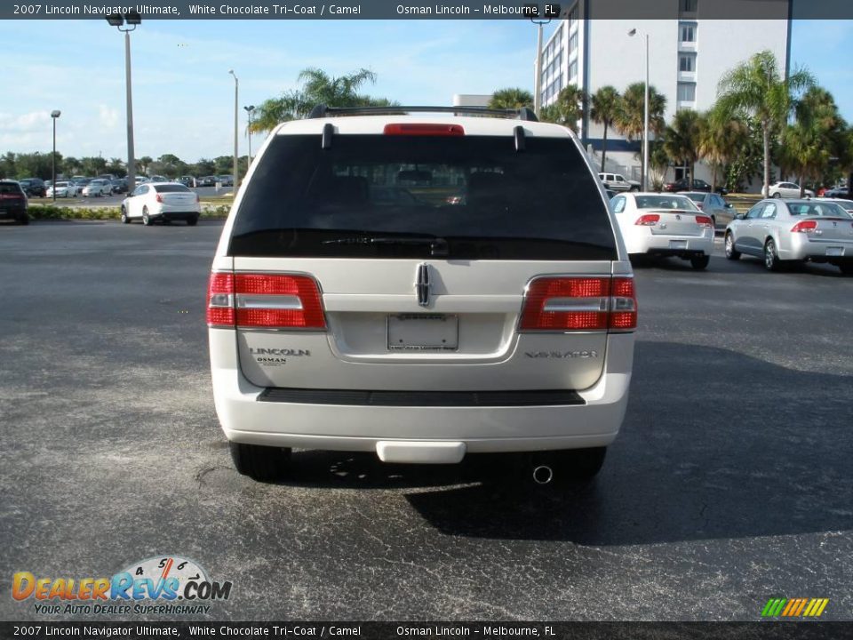 2007 Lincoln Navigator Ultimate White Chocolate Tri-Coat / Camel Photo #6