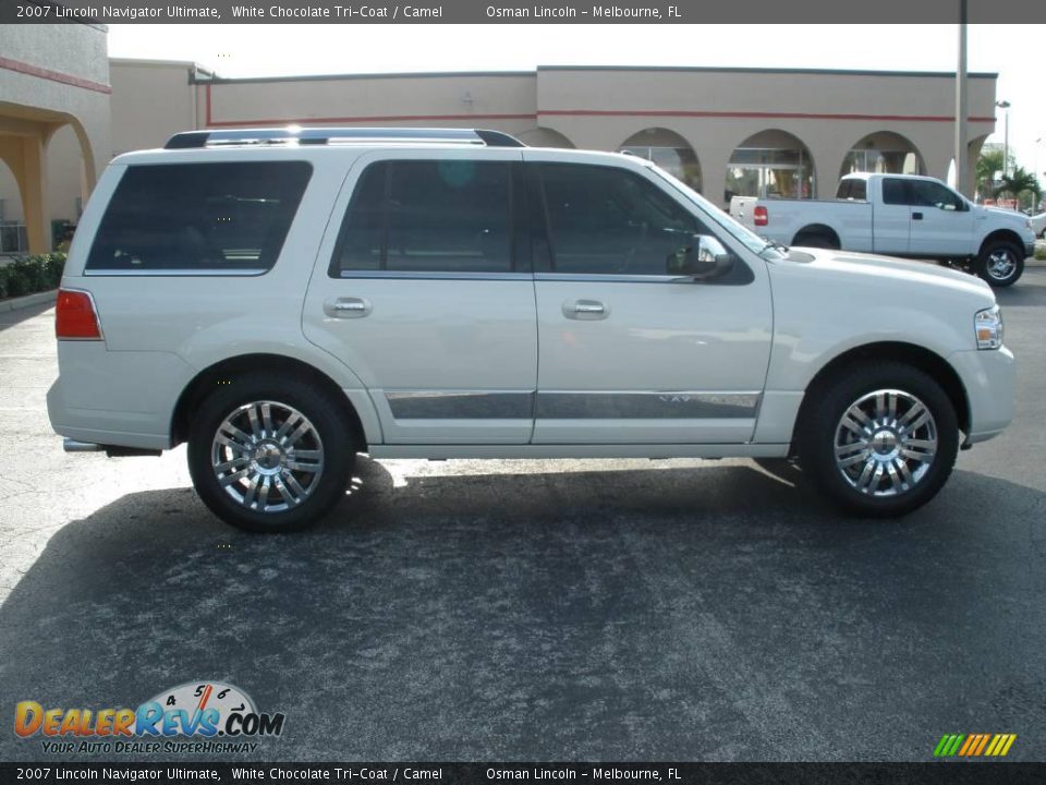 2007 Lincoln Navigator Ultimate White Chocolate Tri-Coat / Camel Photo #8