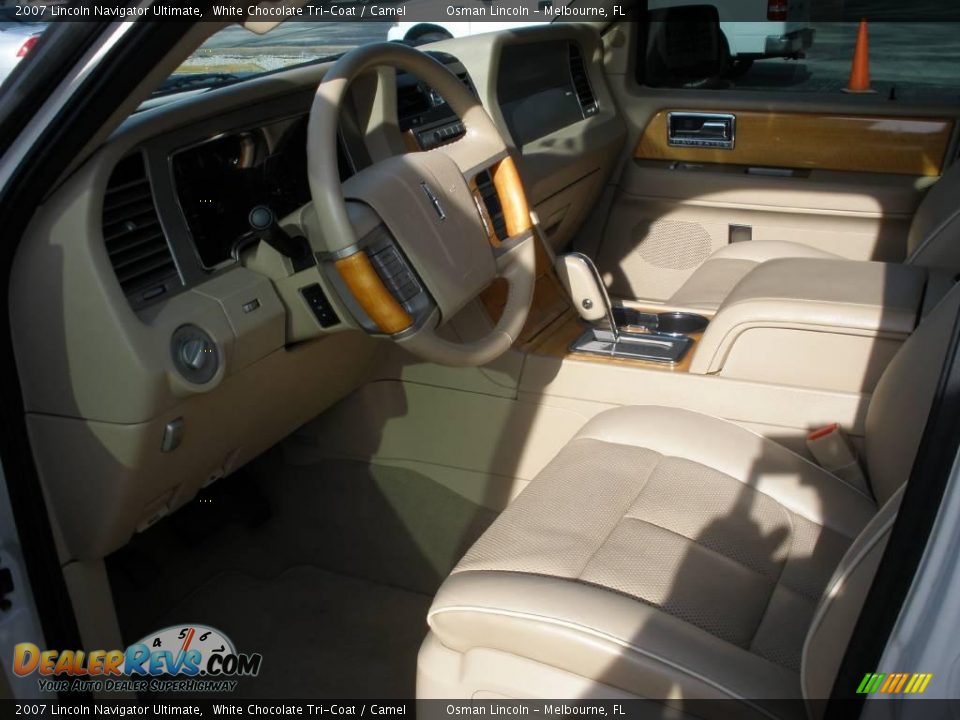 2007 Lincoln Navigator Ultimate White Chocolate Tri-Coat / Camel Photo #11