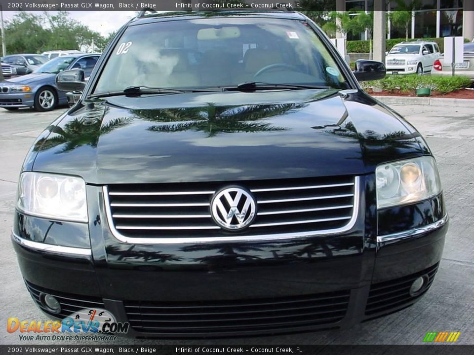 2002 Volkswagen Passat GLX Wagon Black / Beige Photo #9