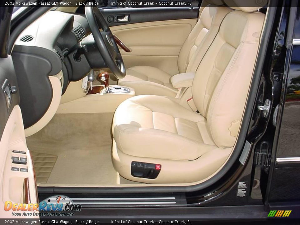 2002 Volkswagen Passat GLX Wagon Black / Beige Photo #11