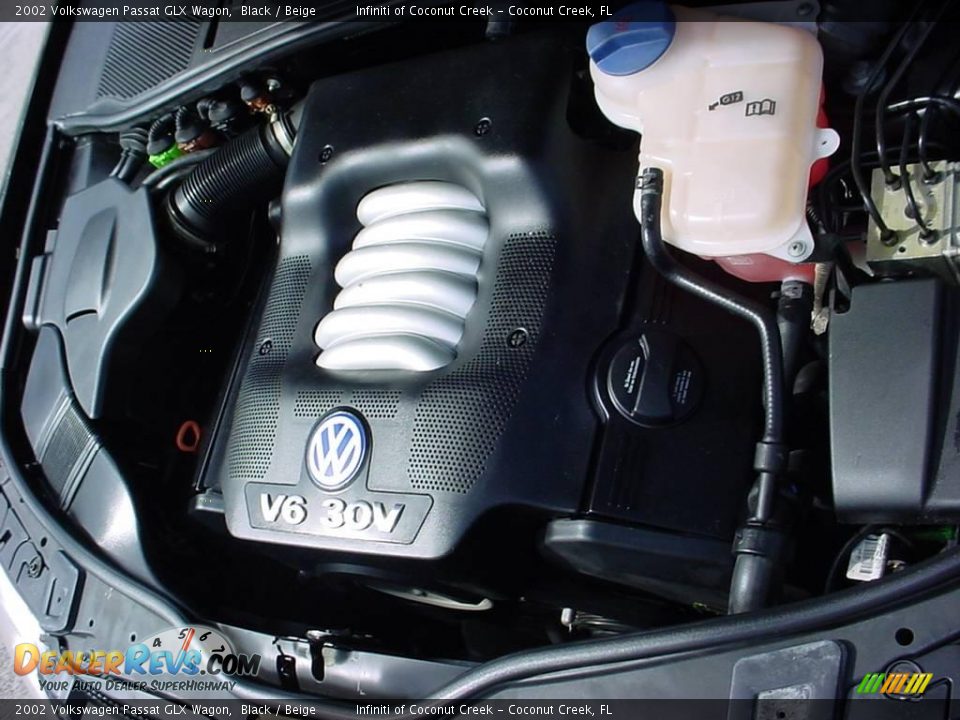 2002 Volkswagen Passat GLX Wagon Black / Beige Photo #20