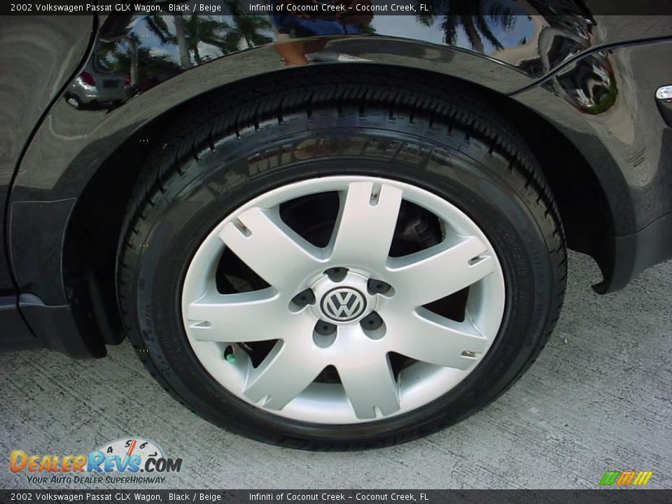 2002 Volkswagen Passat GLX Wagon Black / Beige Photo #22