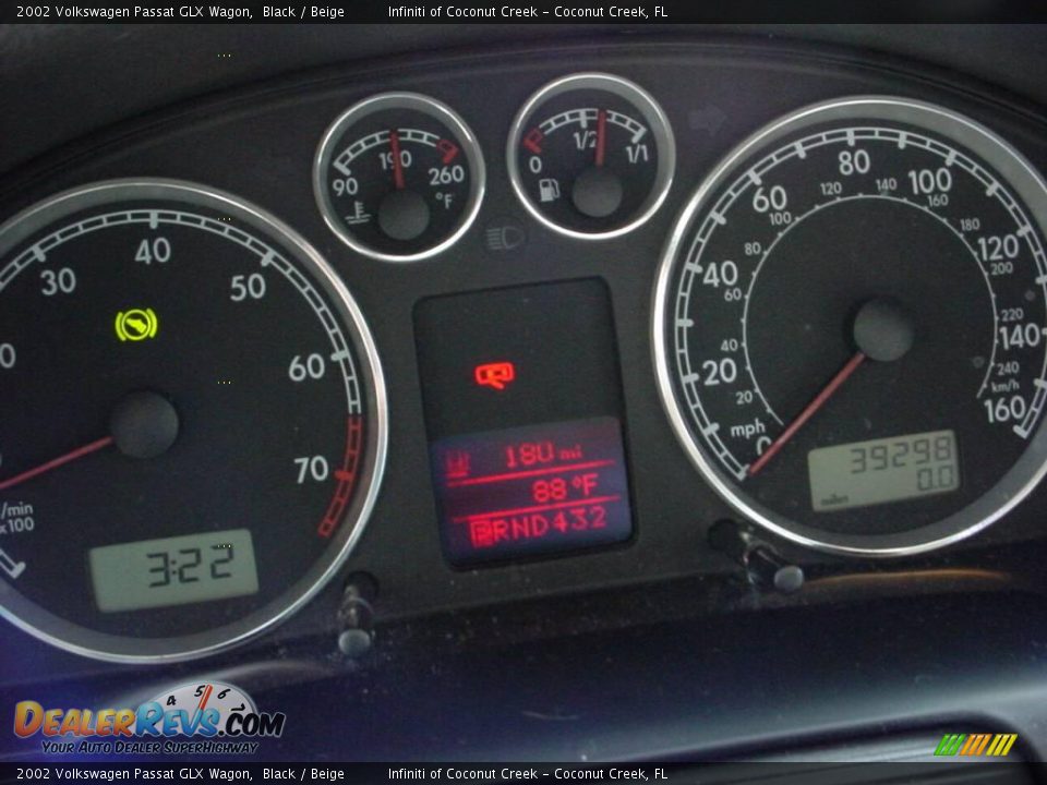 2002 Volkswagen Passat GLX Wagon Black / Beige Photo #27