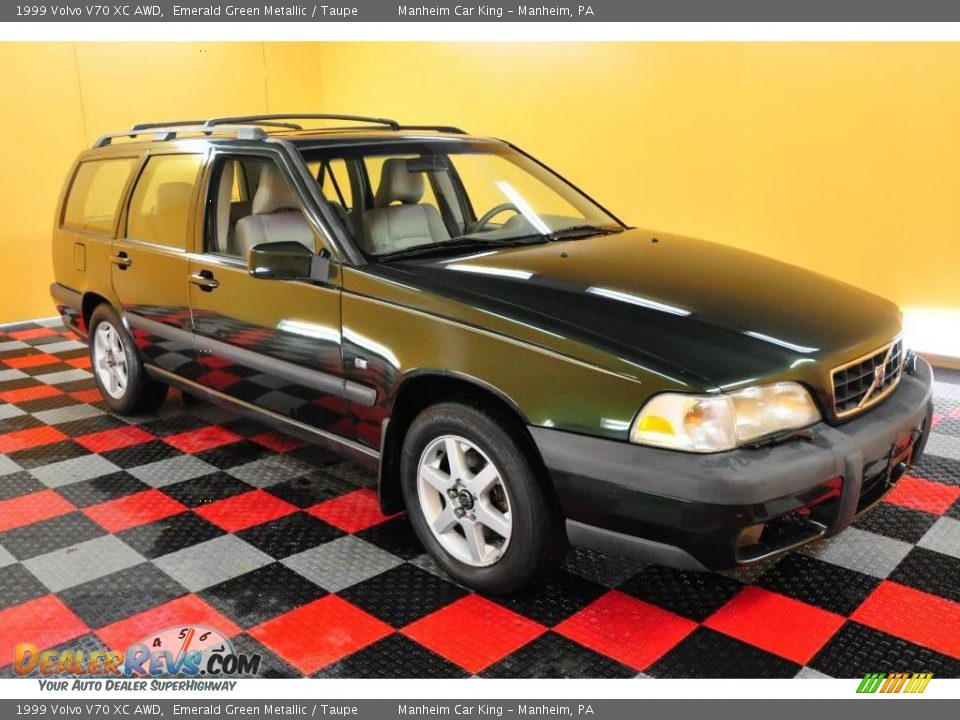 1999 Volvo V70 XC AWD Emerald Green Metallic / Taupe Photo #1