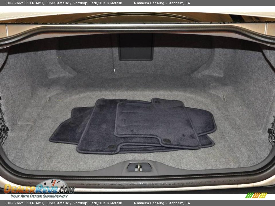 2004 Volvo S60 R AWD Silver Metallic / Nordkap Black/Blue R Metallic Photo #15