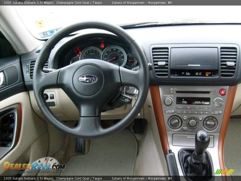 2005 Subaru Outback 2.5i Wagon Champagne Gold Opal / Taupe Photo #14