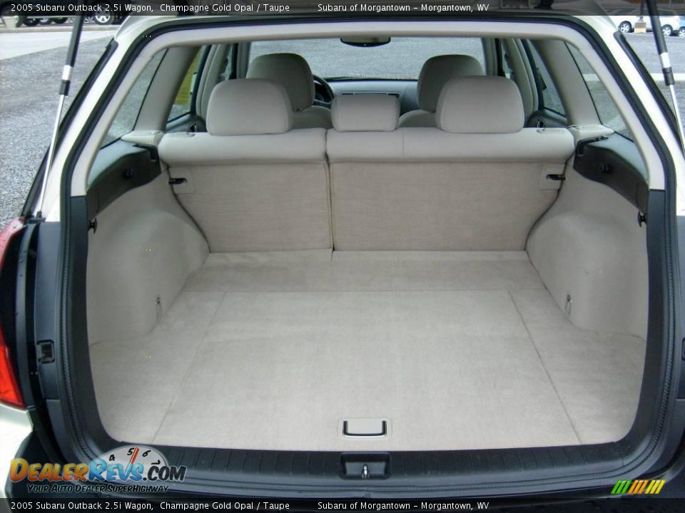 2005 Subaru Outback 2.5i Wagon Champagne Gold Opal / Taupe Photo #15