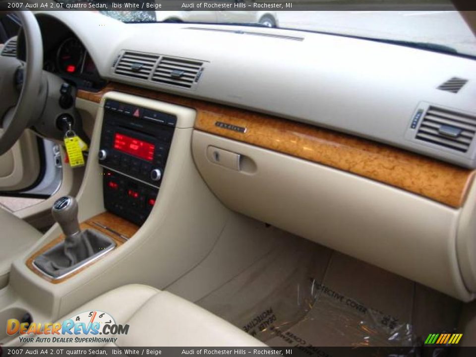 2007 Audi A4 2.0T quattro Sedan Ibis White / Beige Photo #16