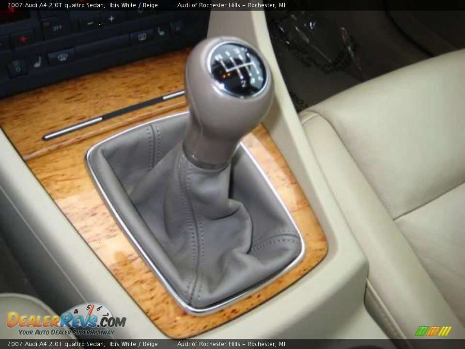 2007 Audi A4 2.0T quattro Sedan Ibis White / Beige Photo #18