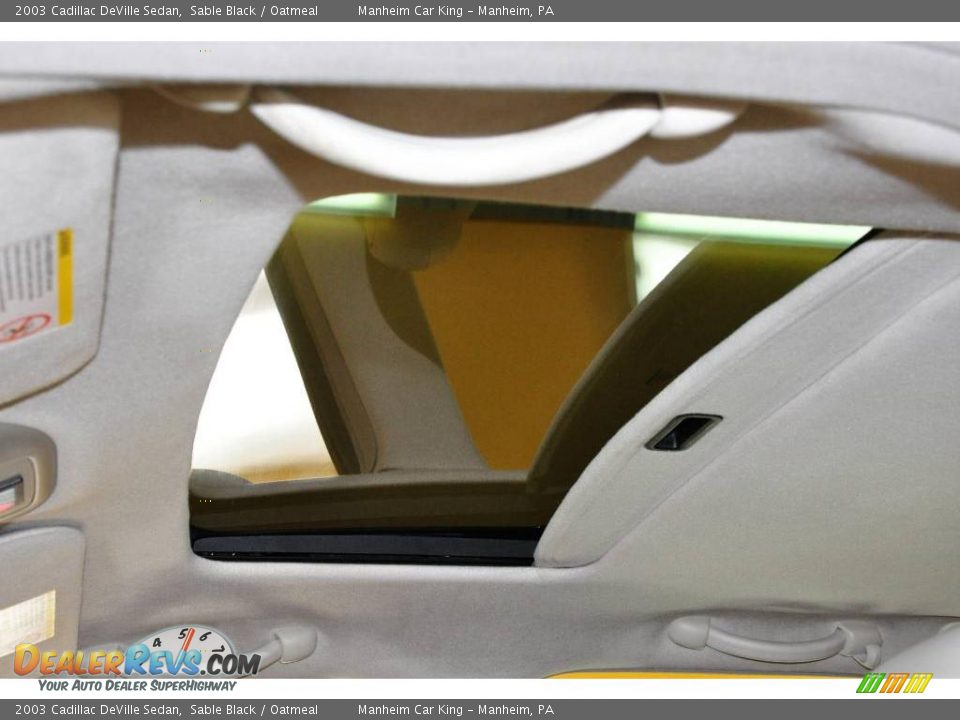 2003 Cadillac DeVille Sedan Sable Black / Oatmeal Photo #9