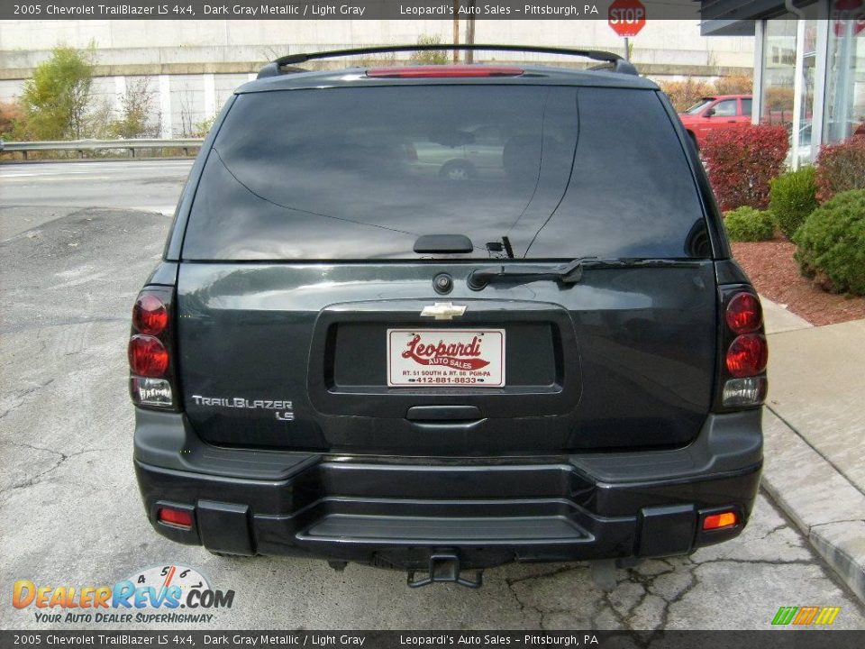 2005 Chevrolet TrailBlazer LS 4x4 Dark Gray Metallic / Light Gray Photo #4