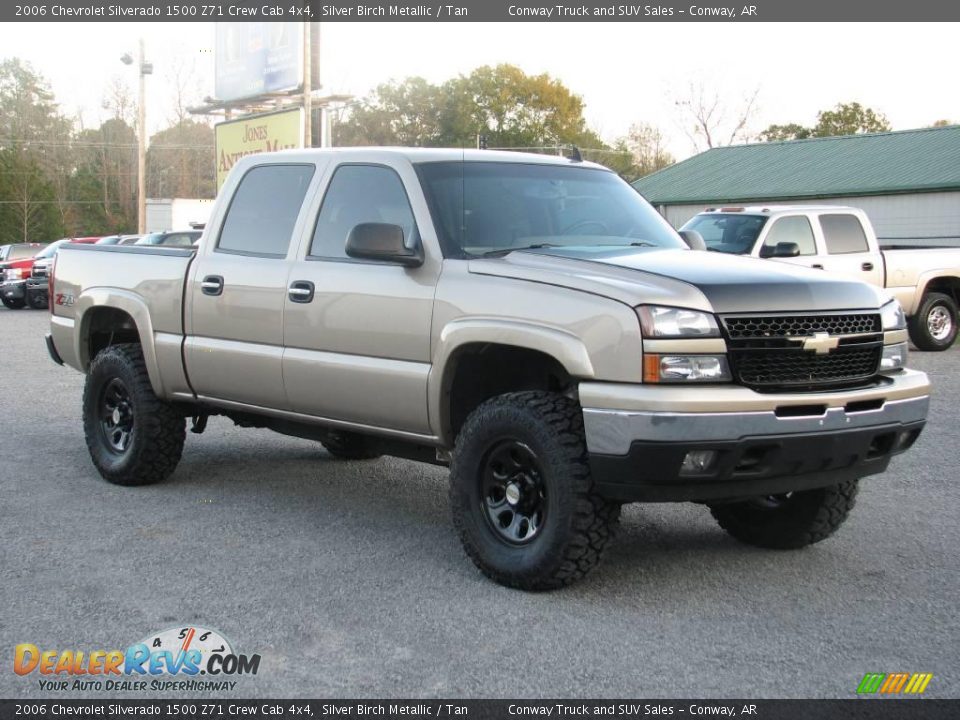 2006 Chevrolet Silverado 1500 Z71 Crew Cab 4x4 Silver Birch Metallic / Tan Photo #4